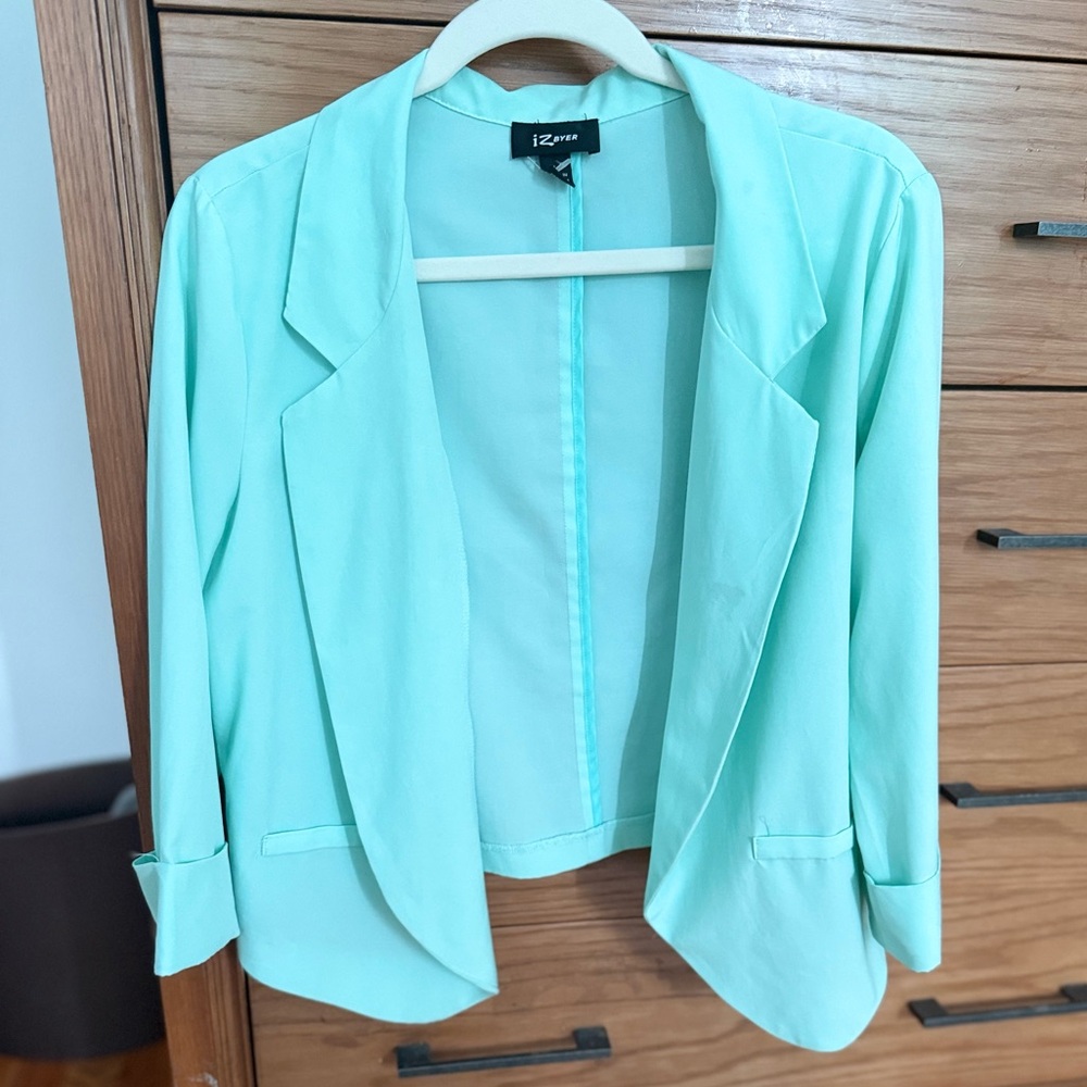 Iz Byer Women's Light Green Blazer